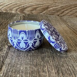 Candela mini lemon candle in hampden blue and white tin.  NWOT.